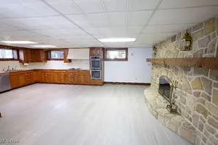 8187 N Lima Rd, Youngstown, OH 44514 - Photo 11