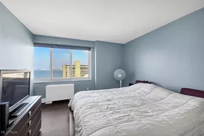 12520 Edgewater Drive #1608, Oakwood, OH 44107 - Photo 3