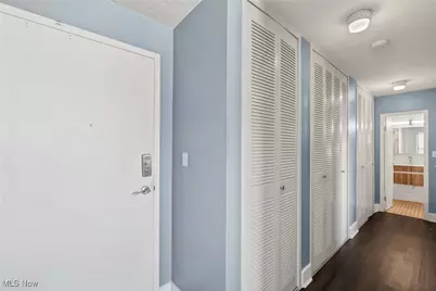 12520 Edgewater Drive #1608, Oakwood, OH 44107 - Photo 7