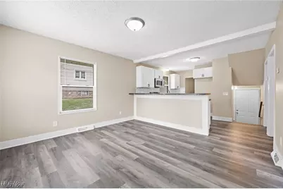 1517 16th Street NE, Canton, OH 44705 - Photo 7