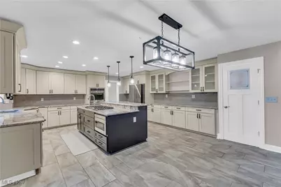 6560 Queens Way, North Royalton, OH 44133 - Photo 13