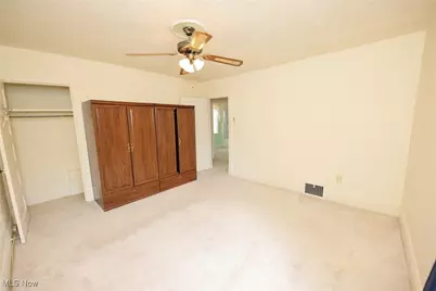 908 Phoenix Avenue, Chester, WV 26034 - Photo 21