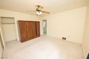 908 Phoenix Ave, Chester, WV 26034 - Photo 21