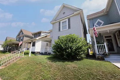 908 Phoenix Avenue, Chester, WV 26034 - Photo 3