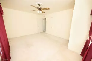 908 Phoenix Ave, Chester, WV 26034 - Photo 19