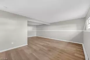 1548 Rosena Ave, Madison, OH 44057 - Photo 15