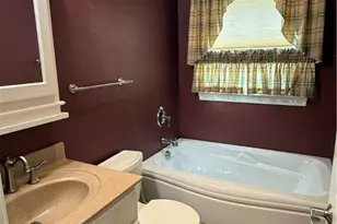 241 Fairway Dr, Millersburg, OH 44654 - Photo 33