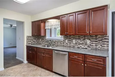 43304 Dellefield Road, Elyria, OH 44035 - Photo 11