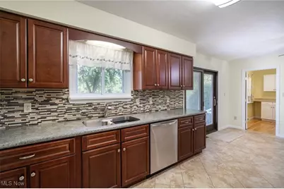 43304 Dellefield Road, Elyria, OH 44035 - Photo 13