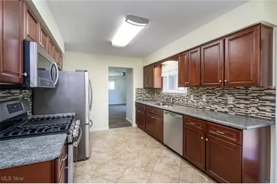 43304 Dellefield Road, Elyria, OH 44035 - Photo 3