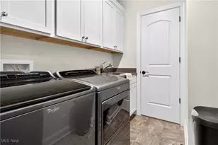 39489 Tudor Dr, Willoughby, OH 44094 - Photo 41