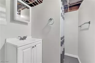 2230 Alger Rd, Oakwood, OH 44107 - Photo 25