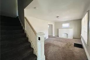 13401 Rugby Rd, Loveland, OH 44110 - Photo 7