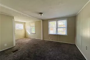 13401 Rugby Rd, Loveland, OH 44110 - Photo 9