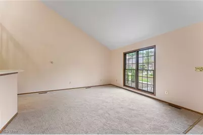 1707 West Hampton Drive, Austintown, OH 44515 - Photo 7