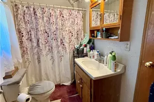 118 Wall, Weirton, WV 26062 - Photo 5