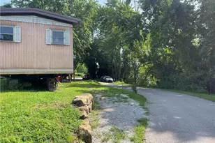 421 1/2 W Main St, Pomeroy, OH 45769 - Photo 3