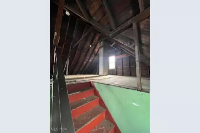 9618 Raymond Avenue, Loveland, OH 44104 - Photo 5