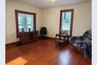 914 W 50th Street, Ashtabula, OH 44004 - Photo 11