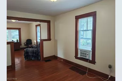 914 W 50th Street, Ashtabula, OH 44004 - Photo 17