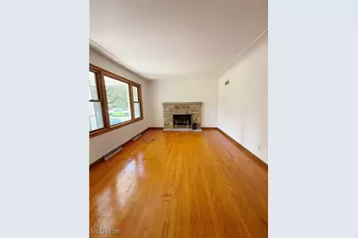 3300 Briarwood Lane, Youngstown, OH 44511 - Photo 5