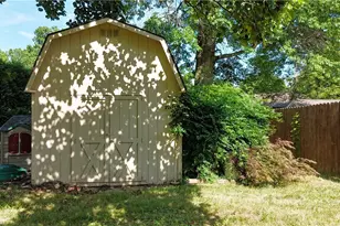 3300 Briarwood Ln, Youngstown, OH 44511 - Photo 13