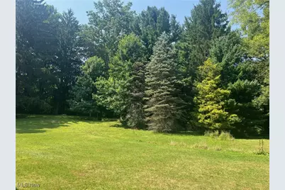 10504 Mulberry Road, Chardon, OH 44024 - Photo 9