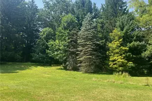 10504 Mulberry Rd, Chardon, OH 44024 - Photo 9