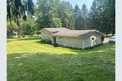 10504 Mulberry Road, Chardon, OH 44024 - Photo 5