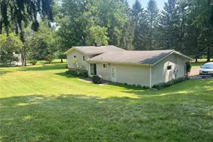 10504 Mulberry Rd, Chardon, OH 44024 - Photo 5