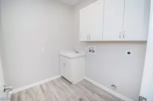 9264 Sharrott Rd, Poland, OH 44514 - Photo 5