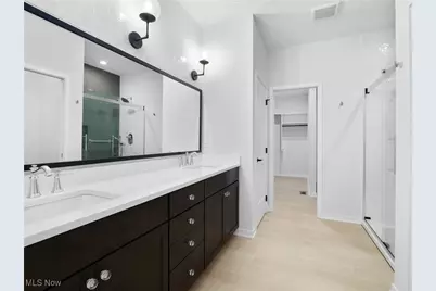 143 Town Centre Drive, Grandview Heights, OH 44147 - Photo 19