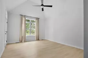 143 Town Centre Dr, Grandview Heights, OH 44147 - Photo 21