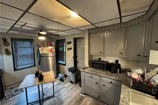 7696 Laumer Ave, Loveland, OH 44105 - Photo 21