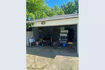 18 W Faith Street, Struthers, OH 44471 - Photo 13