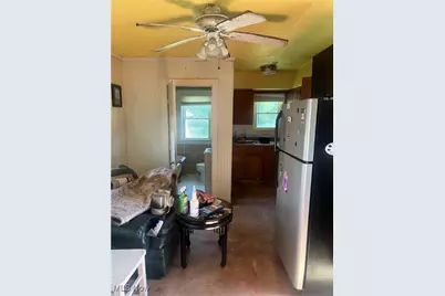 18 W Faith Street, Struthers, OH 44471 - Photo 3