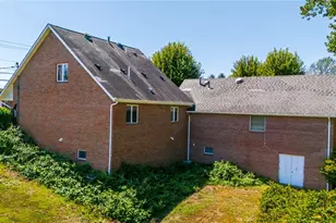 3465 Pennsylvania Ave, Weirton, WV 26062 - Photo 5