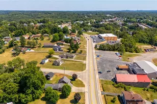 3465 Pennsylvania Ave, Weirton, WV 26062 - Photo 3