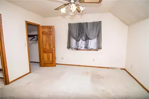 3465 Pennsylvania Ave, Weirton, WV 26062 - Photo 9