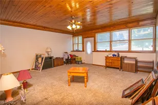 3465 Pennsylvania Ave, Weirton, WV 26062 - Photo 15