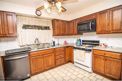 3465 Pennsylvania Avenue, Weirton, WV 26062 - Photo 15