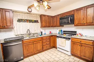 3465 Pennsylvania Ave, Weirton, WV 26062 - Photo 15