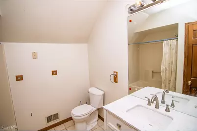 3465 Pennsylvania Avenue, Weirton, WV 26062 - Photo 19