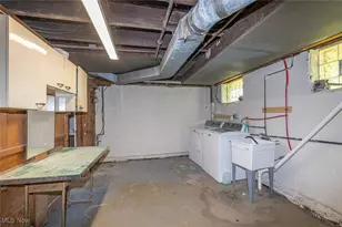 1468 Parkhill Rd, Cleveland Heights, OH 44121 - Photo 25