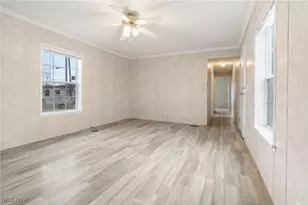 12860 Mayfield Rd, Chardon, OH 44024 - Photo 7