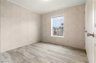 12860 Mayfield Rd, Chardon, OH 44024 - Photo 19