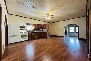 45209 Sarahsville Rd, Caldwell, OH 43724 - Photo 5