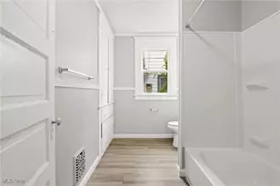 7608 Lawnview Ave, Loveland, OH 44103 - Photo 11