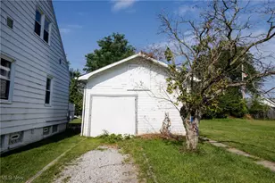 4484-4488 W 149th St, Loveland, OH 44135 - Photo 9