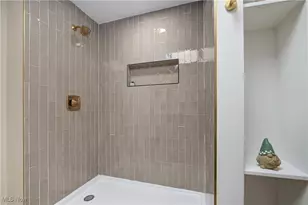 433 Chestnut Rd, Green Hills, OH 44131 - Photo 27